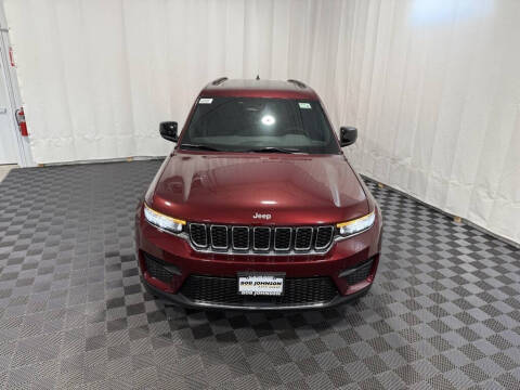 2025 Jeep Grand Cherokee Laredo X