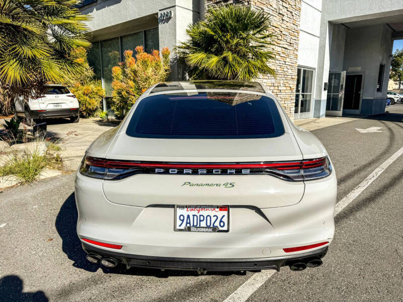 2022 Porsche Panamera 4S E-Hybrid