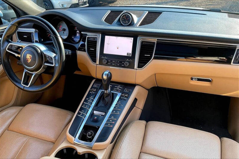 2017 Porsche Macan S