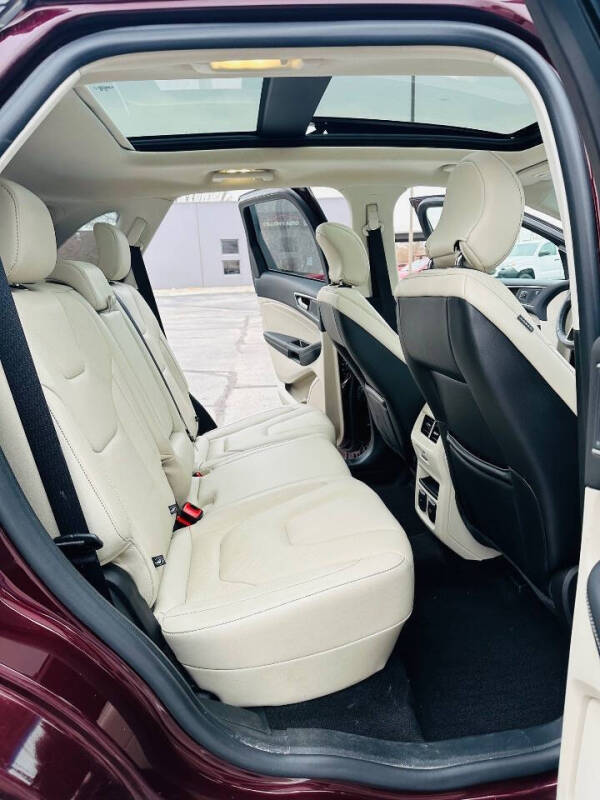 2019 Ford Edge Titanium