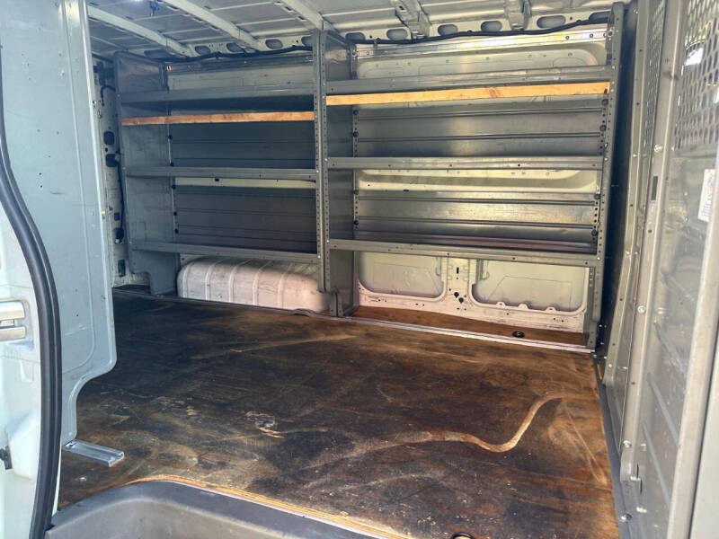 2018 Nissan NV 2500 HD S