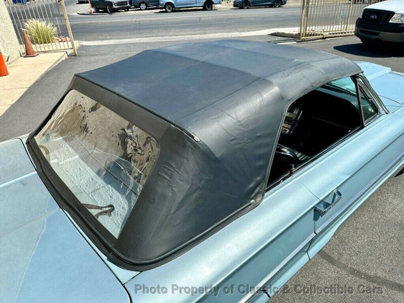 1964 Ford Thunderbird