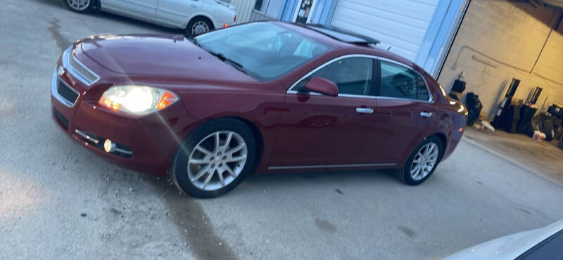 2010 Chevrolet Malibu null photo 3