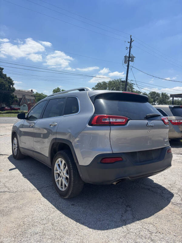 2016 Jeep Cherokee Latitude