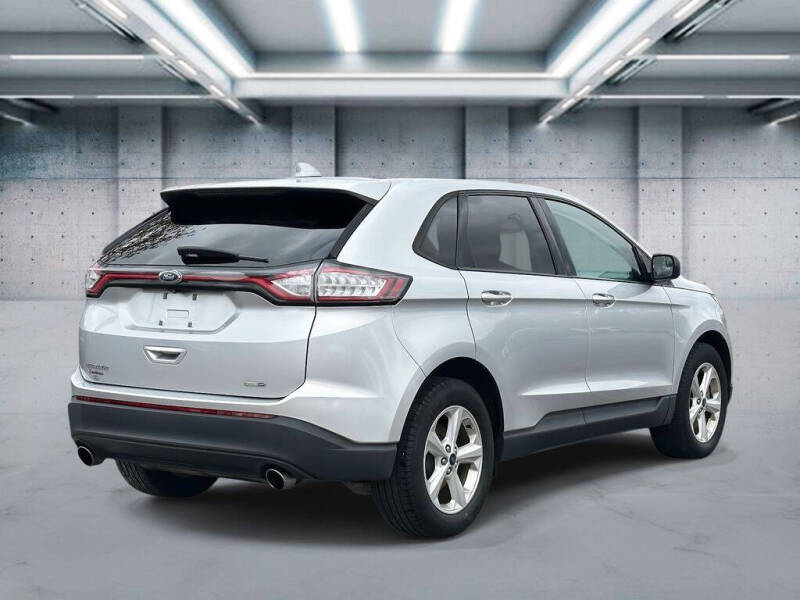 2018 Ford Edge SE