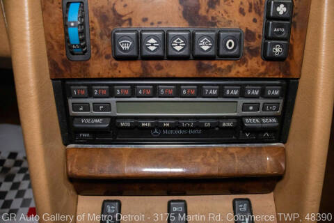 1991 Mercedes-Benz 560-Class 560 SEL