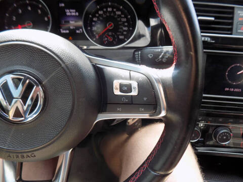 2018 Volkswagen Golf GTI S