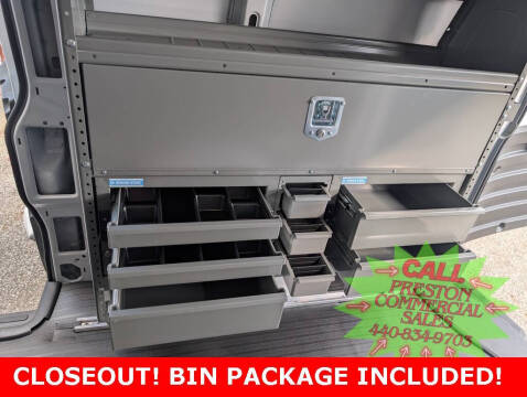 2025 Chevrolet Express 2500