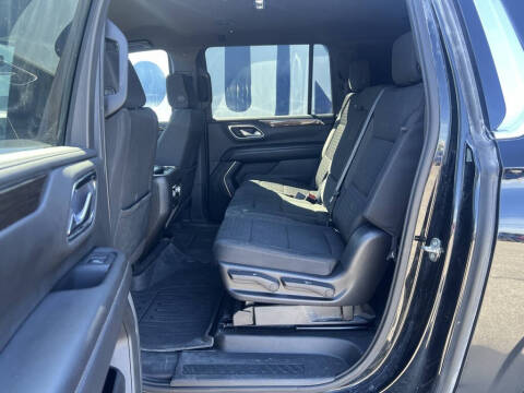 2022 GMC Yukon XL SLE