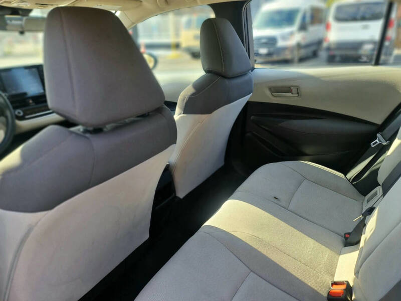 2022 Toyota Corolla LE