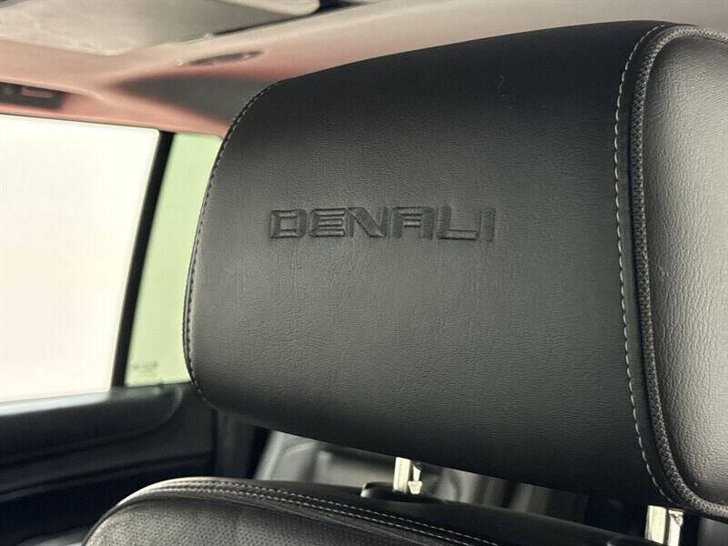 2017 GMC Yukon XL Denali