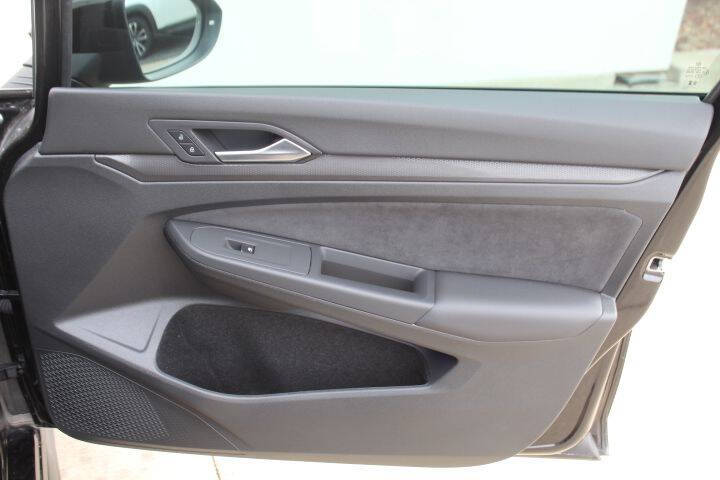 2024 Volkswagen Golf GTI S