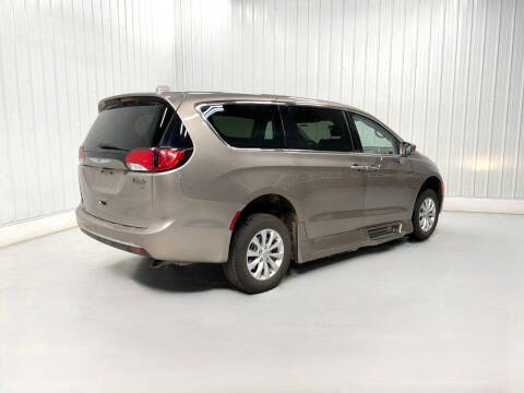 2018 Chrysler Pacifica Touring Plus