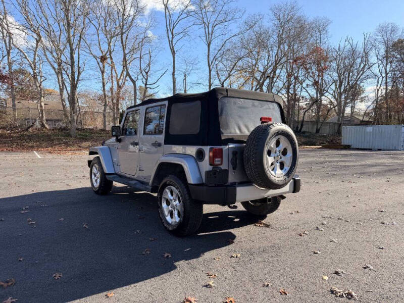 2013 Jeep Wrangler Unlimited Sahara