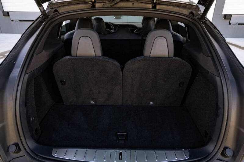 2018 Tesla Model X 75D