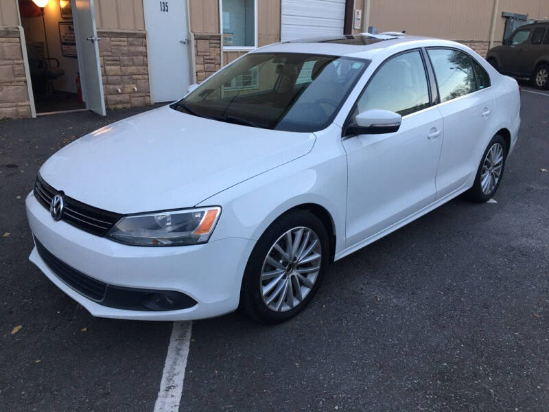 2014 Volkswagen Jetta for sale at HESSCars.com in Charlotte NC