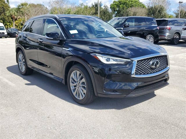 2025 Infiniti QX50 Luxe