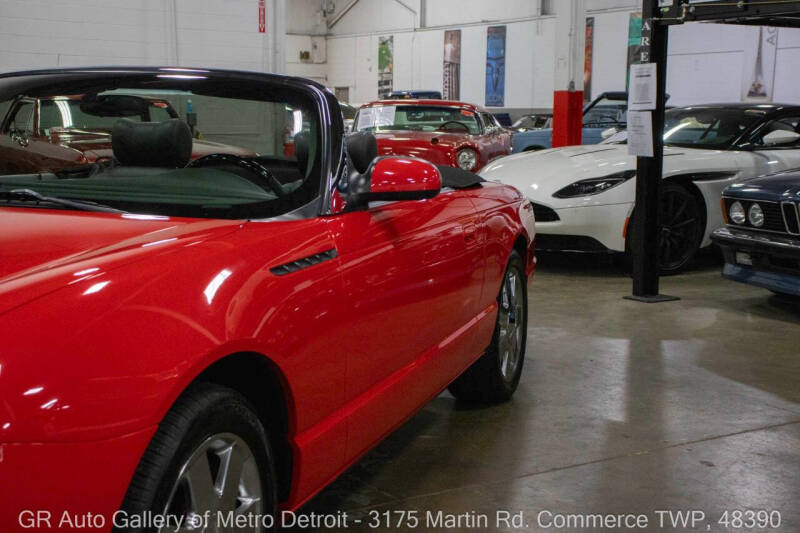 2002 Ford Thunderbird Deluxe