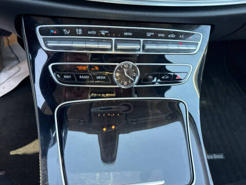 2017 Mercedes-Benz E-Class E 300 4MATIC