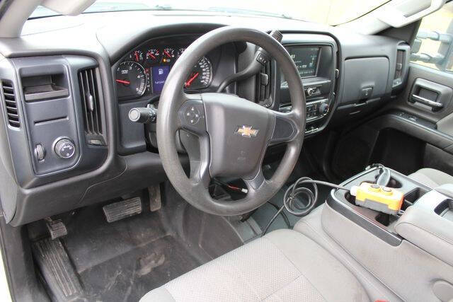 2016 Chevrolet Silverado 3500 Chassis Cab Work Truck photo 15