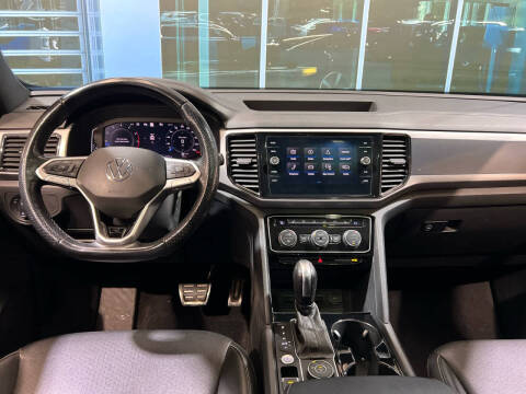 2020 Volkswagen Atlas Cross Sport V6 SEL R-Line 4Motion