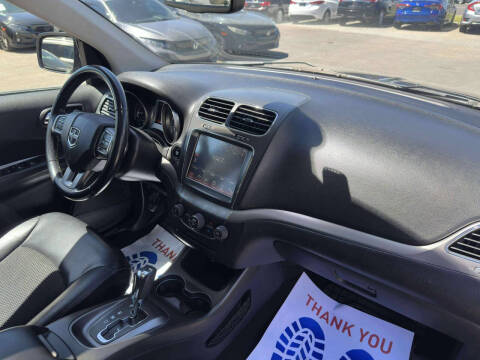 2020 Dodge Journey Crossroad