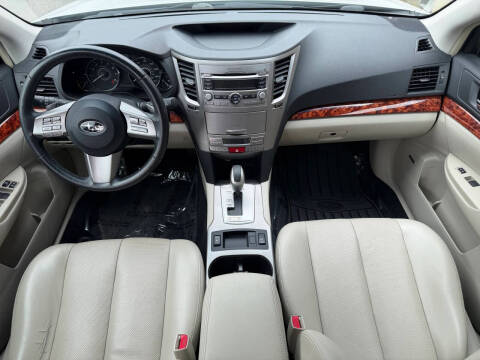 2011 Subaru Outback 2.5i Limited
