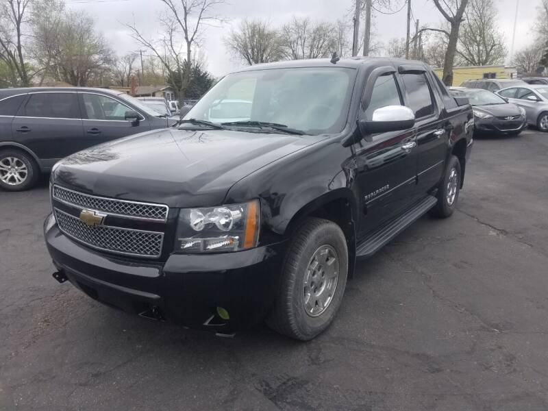 2010 Chevrolet Avalanche for sale at Nonstop Motors in Indianapolis IN