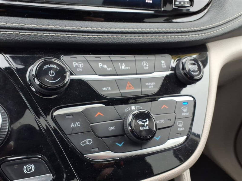 2022 Chrysler Pacifica Limited