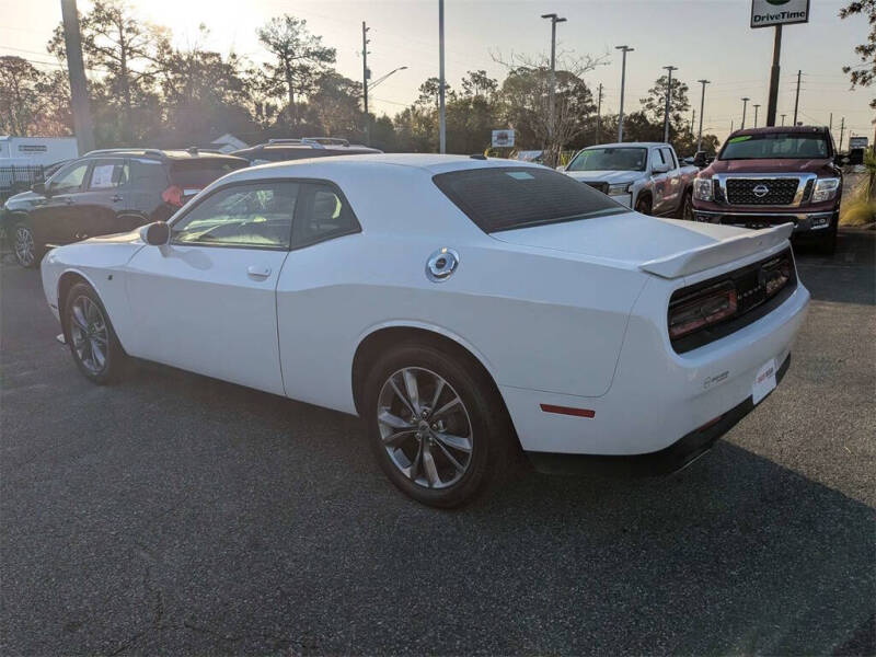 2021 Dodge Challenger SXT