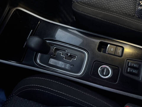 2019 Mitsubishi Outlander ES