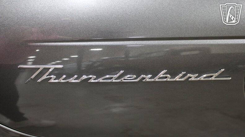 2003 Ford Thunderbird