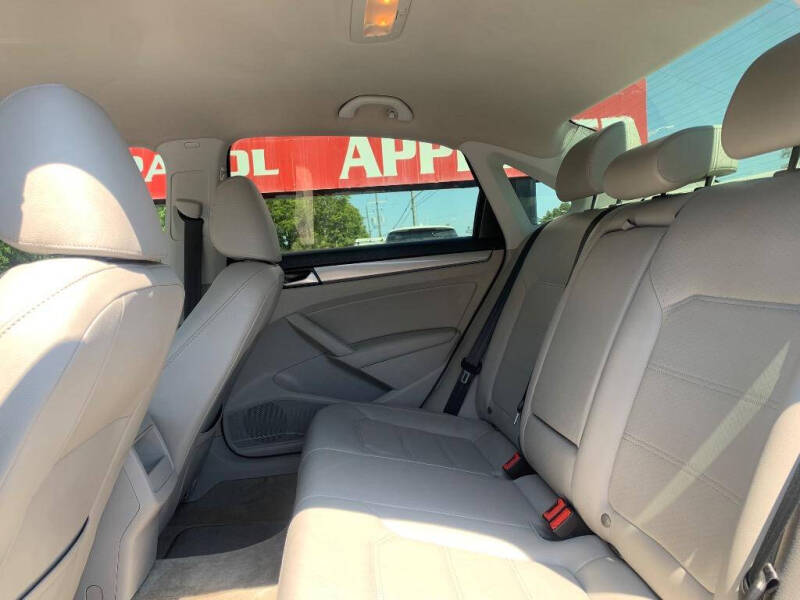 2015 Volkswagen Passat