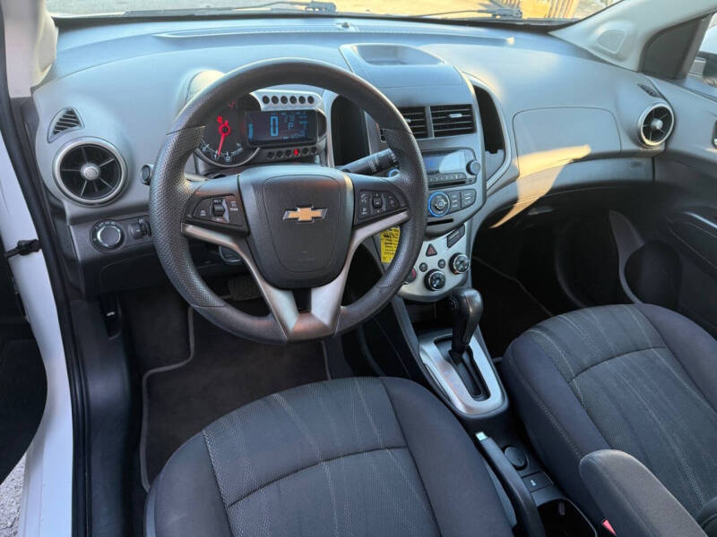 2014 Chevrolet Sonic LT Auto