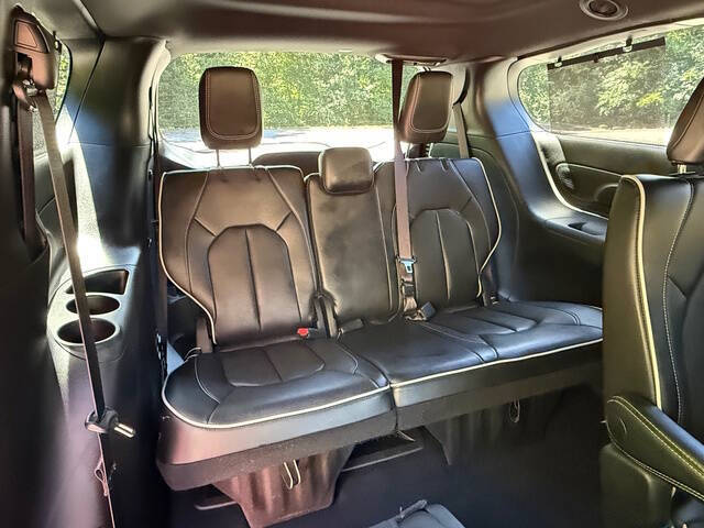 2025 Chrysler Pacifica Limited