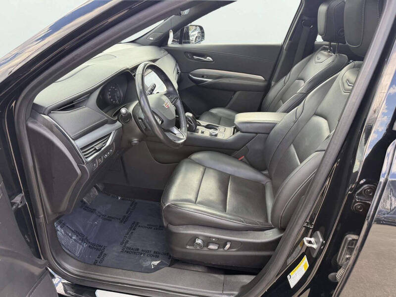 2019 Cadillac XT4 Premium Luxury