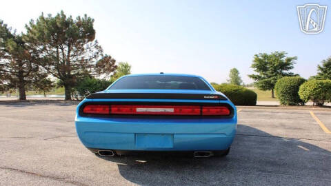 2010 Dodge Challenger SRT8