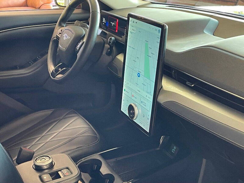 2021 Ford Mustang Mach-E Select