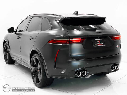 2022 Jaguar F-PACE SVR