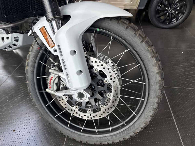 2023 Ducati DesertX