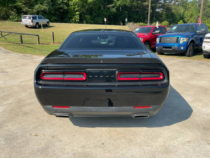 2021 Dodge Challenger SXT