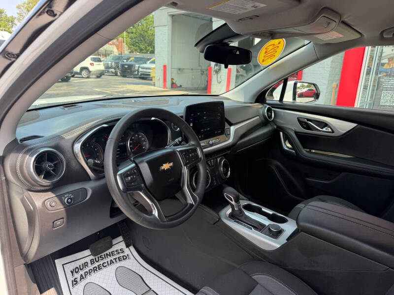 2025 Chevrolet Blazer LT