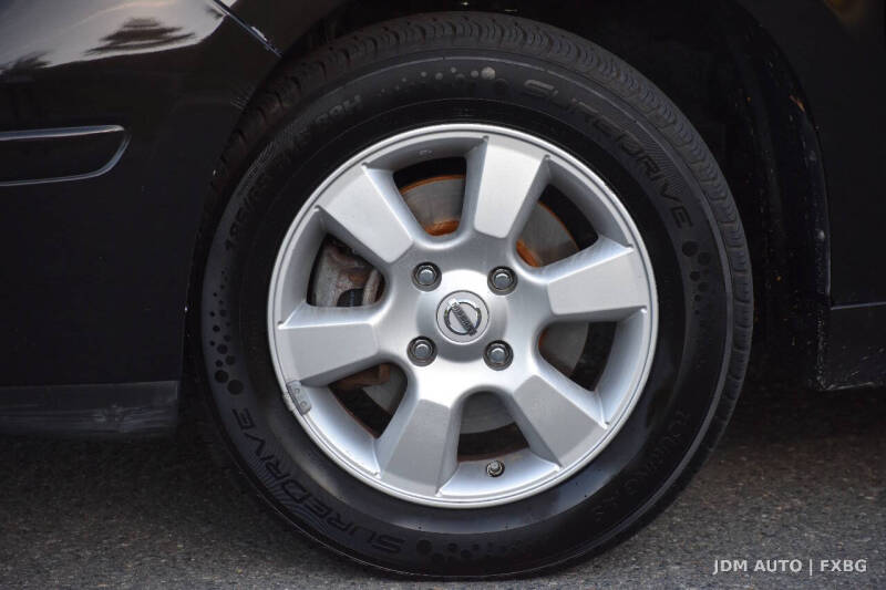 2011 Nissan Versa 1.8 S