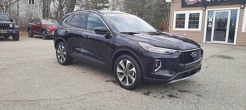 2023 Ford Escape Platinum