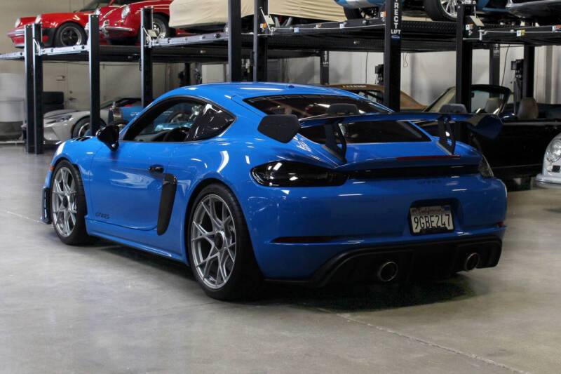 2023 Porsche 718 Cayman GT4 RS