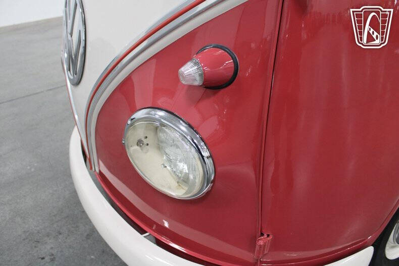1961 Volkswagen Bus