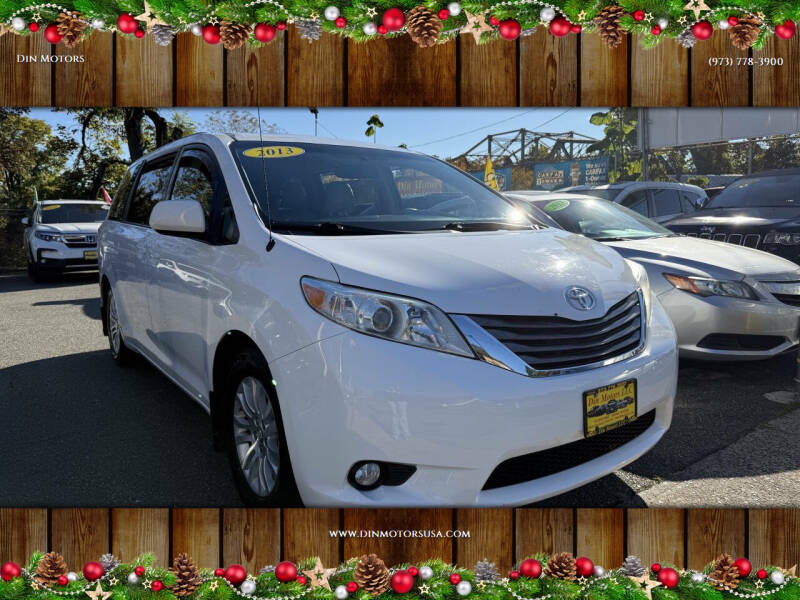 2013 Toyota Sienna XLE's photo