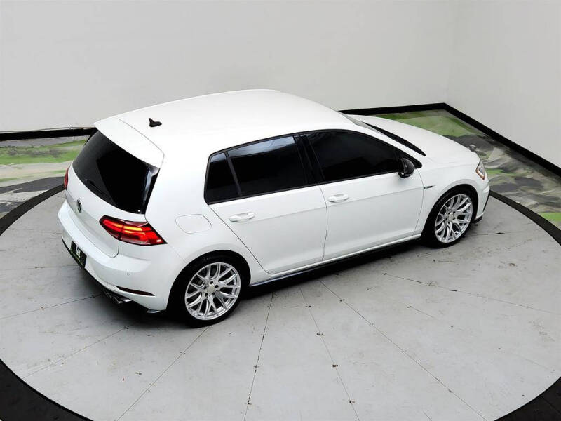 2018 Volkswagen Golf R 4Motion