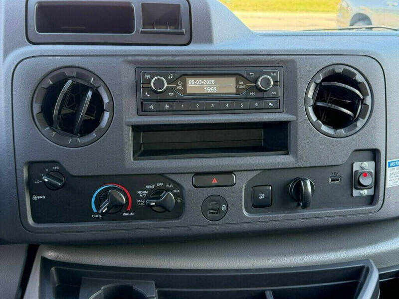 2024 Ford E-Series