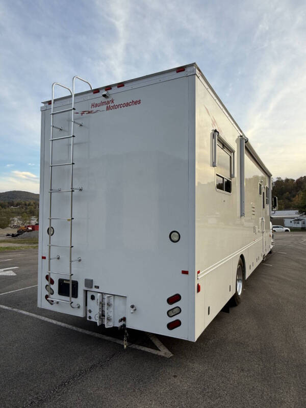2006 Freightliner Haulmark